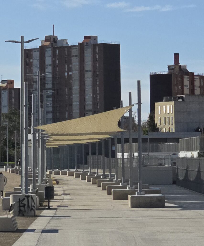 estació sant andreu ombres